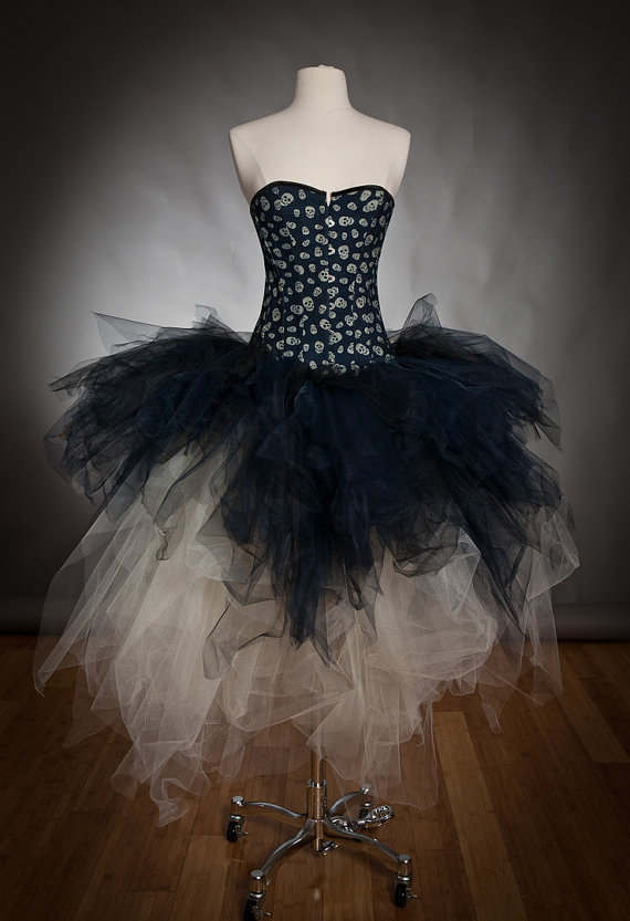 Wedding - Alternative Fashion Black and Ivory Gothic Corset Prom Party Dress