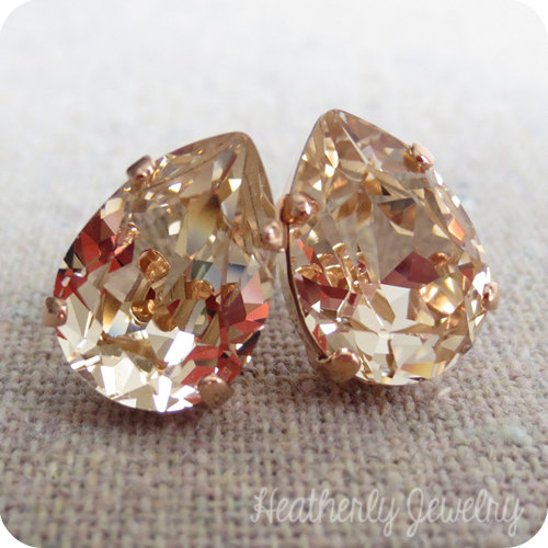 زفاف - Swarovski Champagne Crystal Teardrop Rhinestone Pear Rose Gold Post Earrings Wedding Bridal Jewelry Bridesmaids Presents Gift for Her