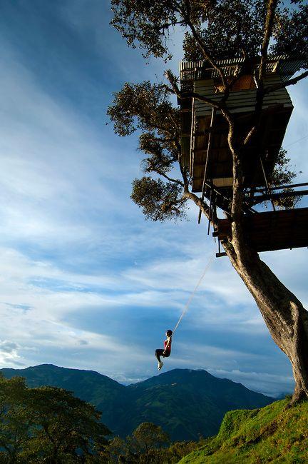 Hochzeit - Get A Thrilling Experience -Swing At The Edge Of The Cliff