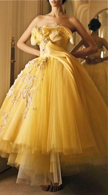 Hochzeit - Dior Haute Couture Yellow Swinging - Inspiration By Color