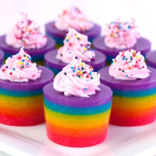 Hochzeit - Double Rainbow Cake Jello Shot