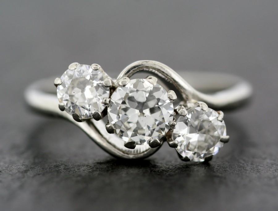 زفاف - Antique Engagement Ring - Edwardian Three-stone Twist Diamond Engagement Ring Platinum
