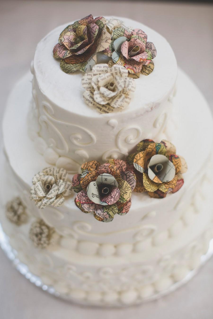 Hochzeit - Wedding cake paper flowers