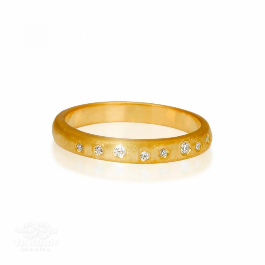 Mariage - Bezel Set Diamond  Ring, Matte gold Wedding Band, Bark Gold Ring, vintage  unique diamond wedding ring, gold diamond engagement ring