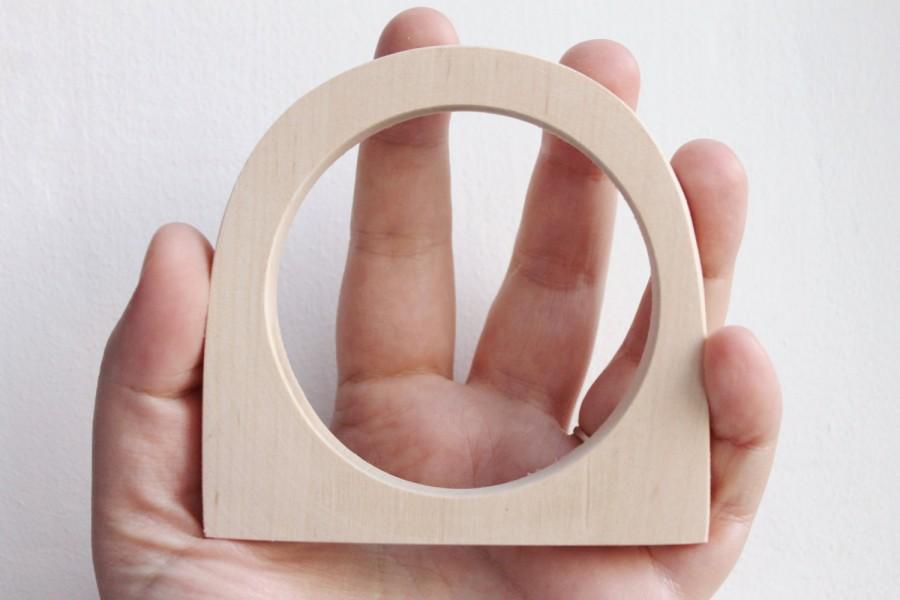 زفاف - 10 mm Wooden bangle unfinished round with two corners - natural eco friendly GE10