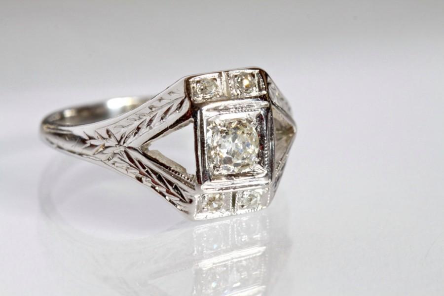 Hochzeit - Diamond Engagement Ring, Art Deco Antique Engagement Ring, 18k Gold Diamond Ring, .30ct European Diamond Unique Alternative Engagement 1930s