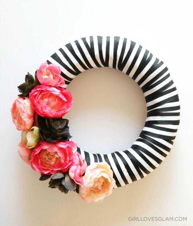 Hochzeit - Easy Stripe And Floral Wreath