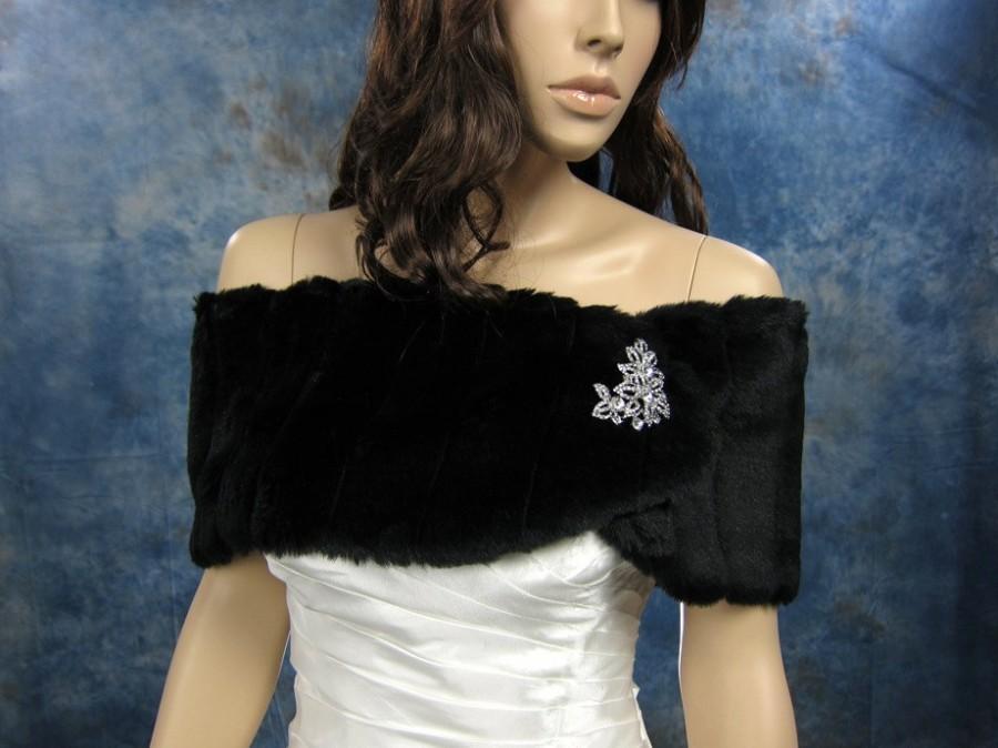 Hochzeit - Black faux fur wrap bridal shrug stole shawl FW006-Black