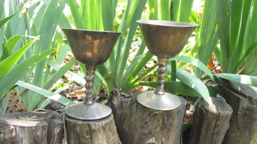 Mariage - Dark Silver color Goblet Curved For martini set of 2, Martini midcentury lookind two cup set with curved fancy stem, Game of thrones gift
