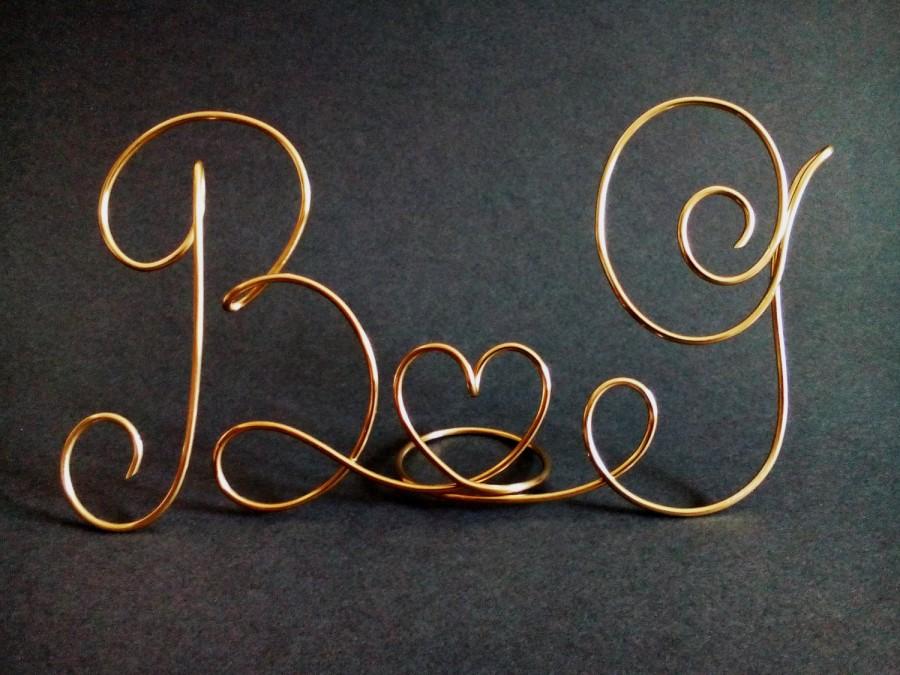 Mariage - Wedding Cake Topper,  Silver cake topper - Gold cake topper -Monogram  Mr. and Mrs Two lovers