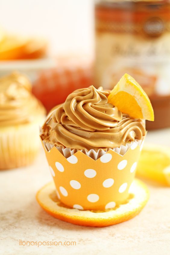 Mariage - Orange Cupcakes With Dulce De Leche Buttercream