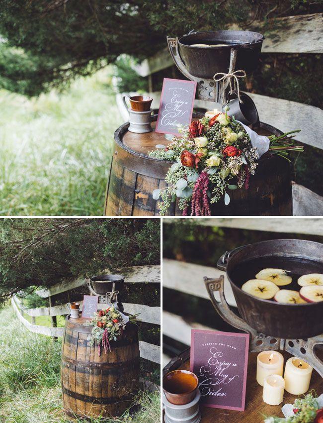 Hochzeit - Fall Farm-Style Wedding Inspiration