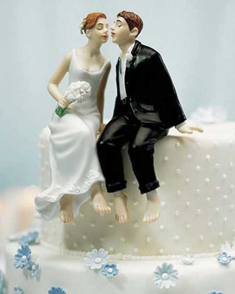 Свадьба - Wedding cake topper Custom cake topper  Wedding cake topper with bride & groom  Kissing couple Funny Wedding Cake Topper Wedding cake stand