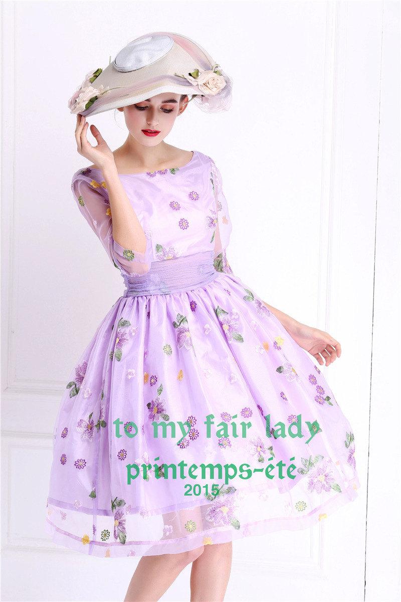 زفاف - Embroidery Purple Vine Lilac Organza Wedding Dress Pastel Purple Floral V Back Spring Prom Dress 50s Violet Sheer Sleeve Short Wedding Gown