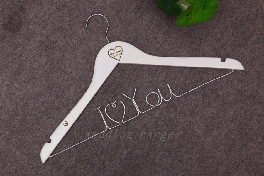 Hochzeit - Wedding Dress hanger-I DO Hanger-Wedding Hangers/Personalized Custom Wedding Hanger/Weddings/Bride/Wire Hangers, wedding wire hanger,unique