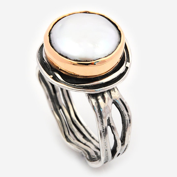 زفاف - Large Pearl Ring, Vintage Pearl ring, Silver gold ring, Two tones Ring, Statement Silver Ring, sterling silver ring, cocktail silver ring