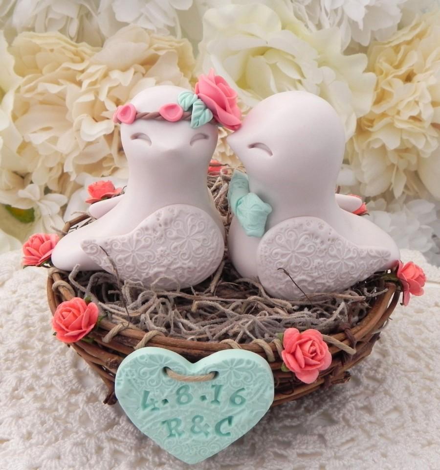 Hochzeit - Rustic Love Bird Wedding Cake Topper -Coral, Beige and Mint Green, Love Birds in Nest - Personalized Heart