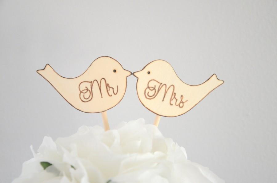 Свадьба - Mr and Mrs love birds wedding cake topper