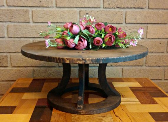 Mariage - Wedding Cake Stand, Reclaimed Wood, Custom Cake Stand, Rustic Cake Stand, Country Wedding Decor, Round Cake Stand
