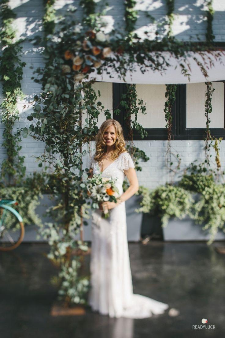 Hochzeit - A DIY Brooklyn Wedding Guaranteed To Make You Smile