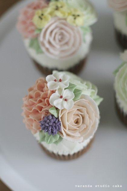 زفاف - 베란다스튜디오 버터크림 플라워 컵케이크