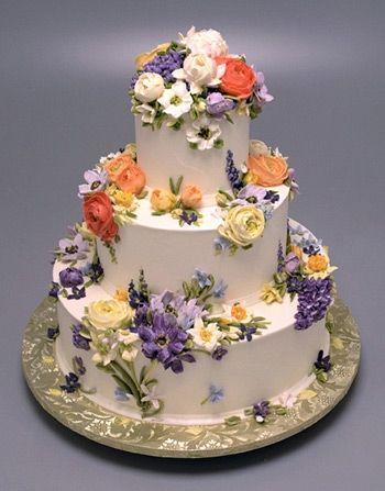 زفاف - Cupcake Cafe - Gallery - Weddingcake-cupcakecafe-white.jpg