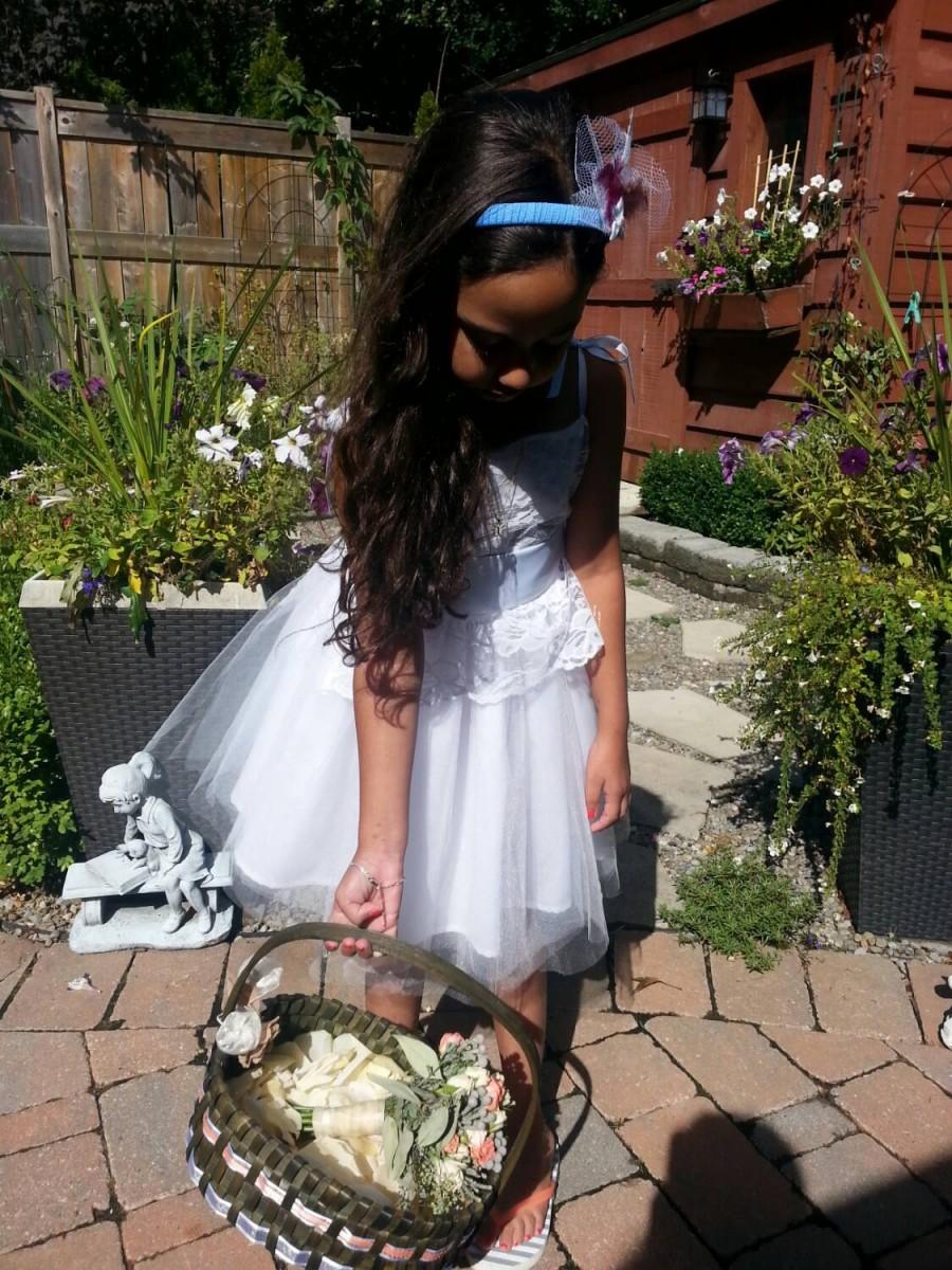 Hochzeit - Short white lace top tulle dress for flower girl