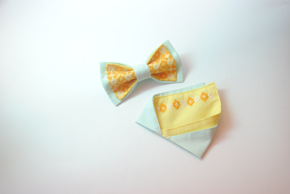 Mariage - Mint striped&yellow bow tie and matching pocket square Pre folded pocket square Noeud papillon et correspondant pocket à la place de poche