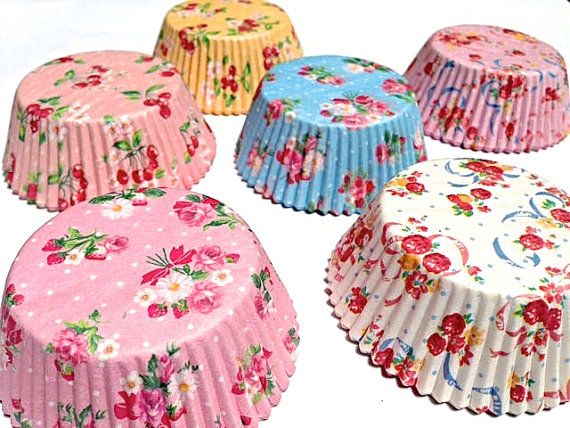 Свадьба - FLORAL Cupcake Liners 60 Prettiest Rose Cherry Raspberry Spring Flower GARDEN Tea Party