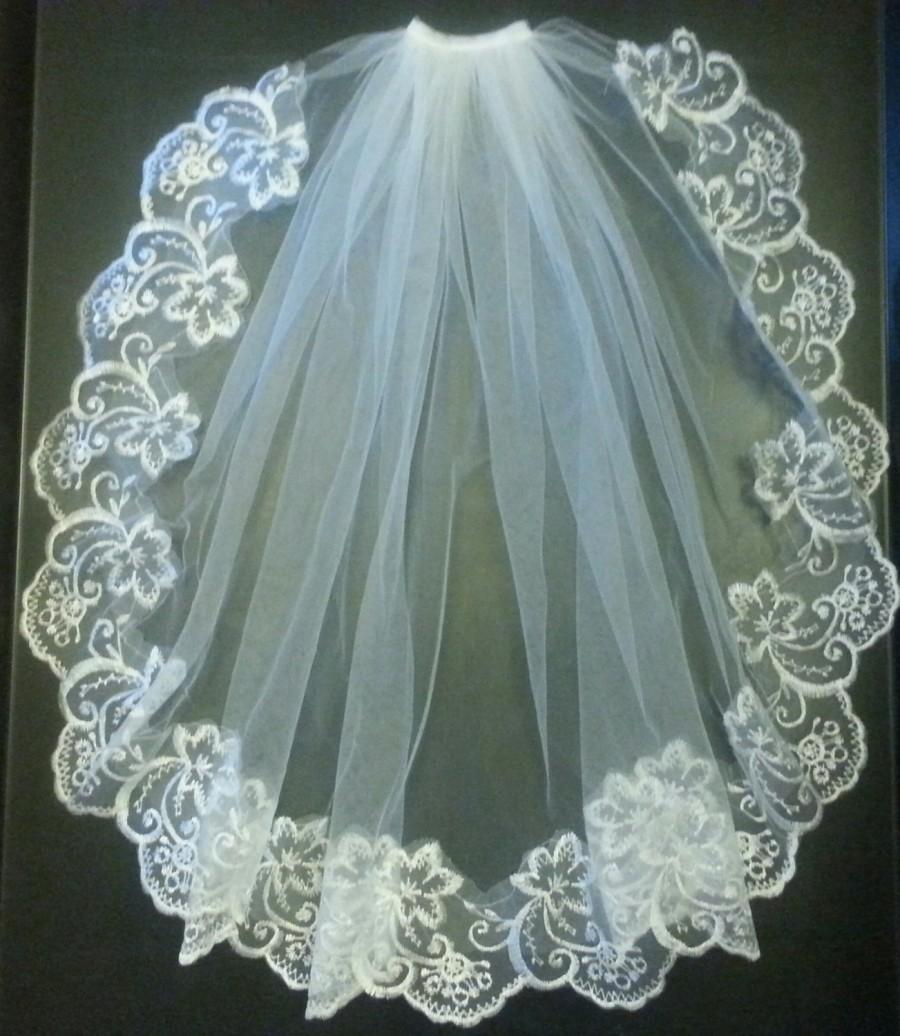 Mariage - Communion,  1 Tier  LACE EDGE  First communion veil  23" long Bridal wedding veil. White, Ivory, girls  communion Veil