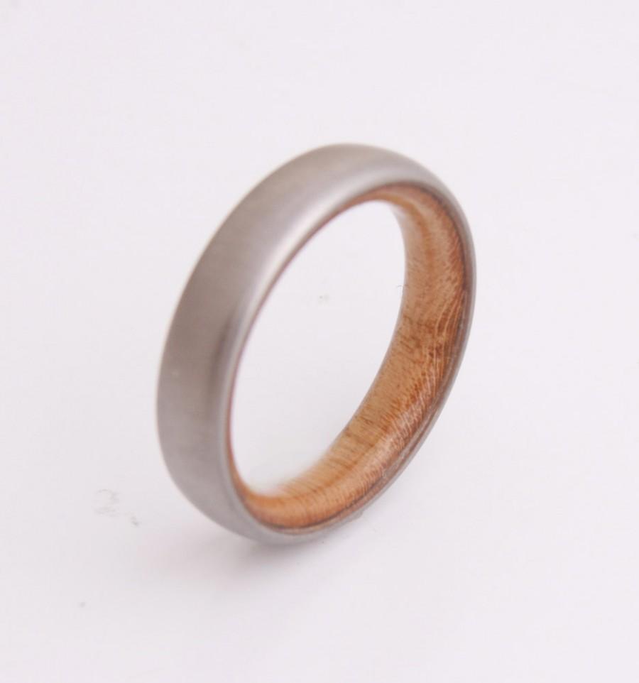 زفاف - Titanium and Maple Birdeye // Mens Wood Rings //wood Wedding Band //Men's wedding Band Engagement Ring