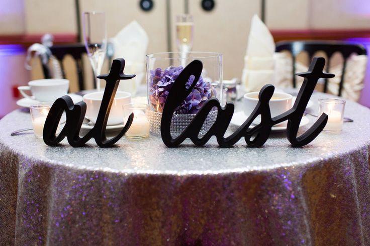 Свадьба - Wedding Sign for Table Calligraphy Sign for Sweetheart Table Decor Freestanding Script Wedding Table Signs Reception Decor (Item - TAL100)
