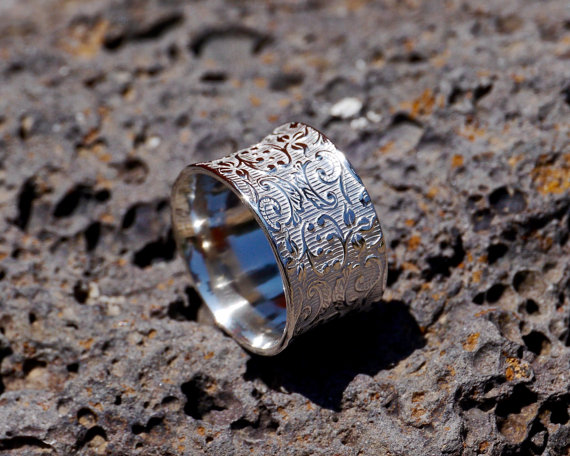 زفاف - Wide Concave Silver Thumb Ring, Wide Silver Ring, Leaf Patterned Ring, Leaf Wedding Ring, Silver Leaf Wedding Ring, Botanical ring,