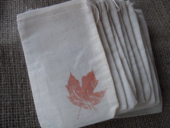 زفاف - Favor Bags - SET OF 10 3x5 Fall Leaf Muslin Favor Bags Gift Bags Or Candy Bags - Item 1233