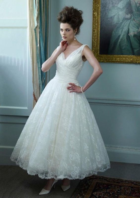 New Short White/ivory wedding dress Bridal Gown Stock size 6 8 10 12 14 16 