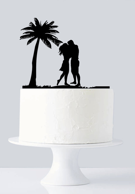زفاف - Beach wedding cake topper -Couple kissing, Destination Wedding Cake Topper - Married by the Sea A606