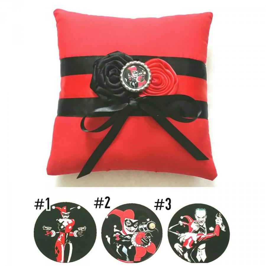 Свадьба - Harley Quinn Wedding Ring Pillow - Your choice of embellishment