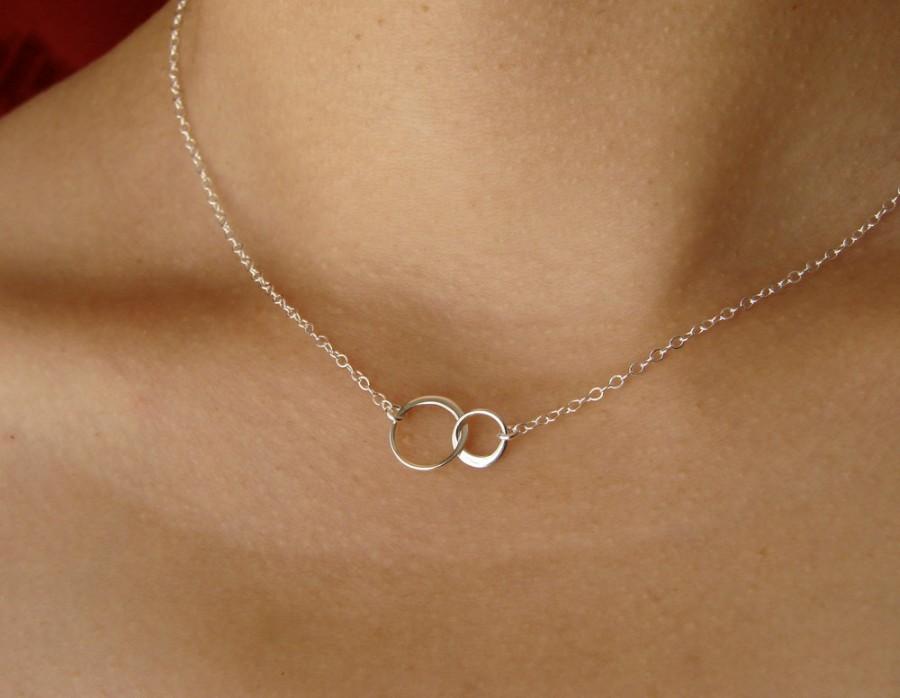 زفاف - Silver Circle Necklace, Silver Necklace,  Interlocking Circle Necklace, Mother's Day Gifts, Bridesmaid Gift, Wedding Necklace, w