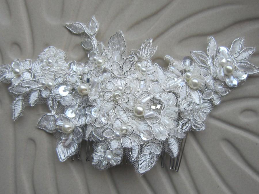 زفاف - Ivory lace hair comb/wedding heapiece, pearl lace hair,Wedding Jewelry,Veil Hair Comb