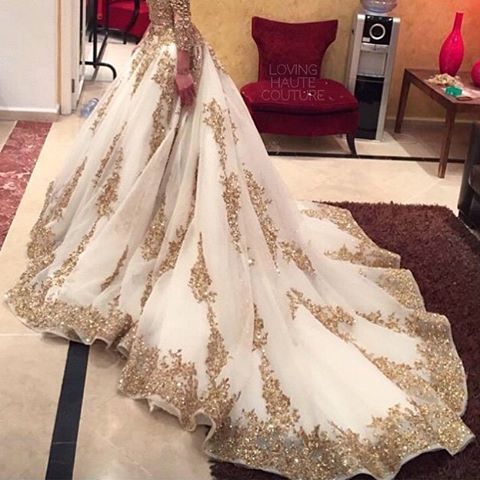 Свадьба - ⠀⠀⠀⠀⠀   ⠀⠀⠀⠀✨Haute Couture✨ On Instagram: “White And Gold  By Olfa Tourki”