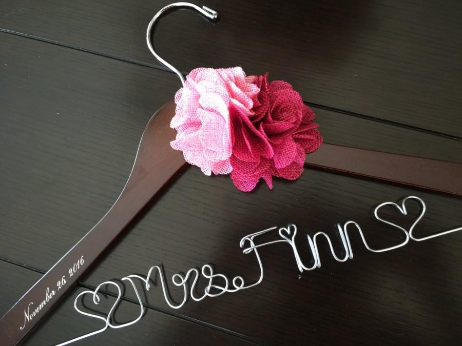 Mariage - Rush order,Wedding hanger, custom wire hanger, bridal hanger, bride gift, bridesmaids gift, custom made hanger