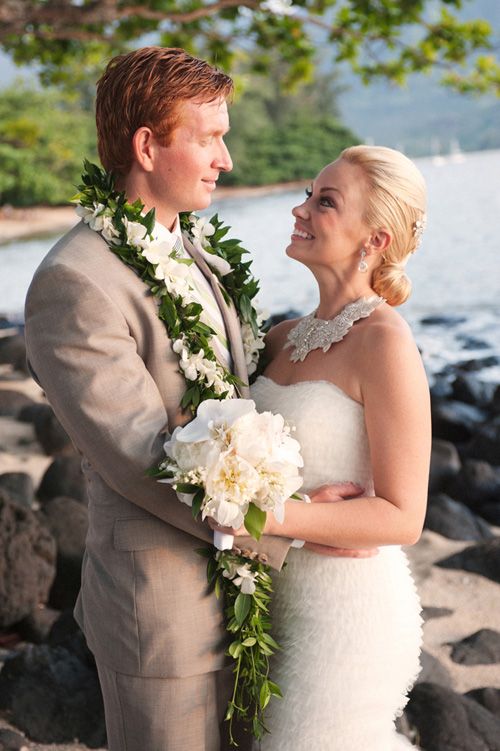 Hochzeit - Elegant Destination Wedding In Kauai