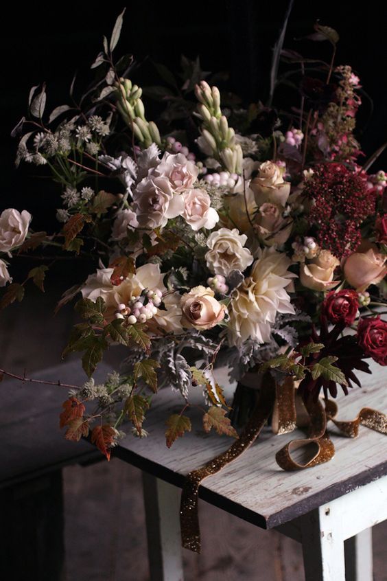 Hochzeit - The Wedding Bouquet - Once Wed