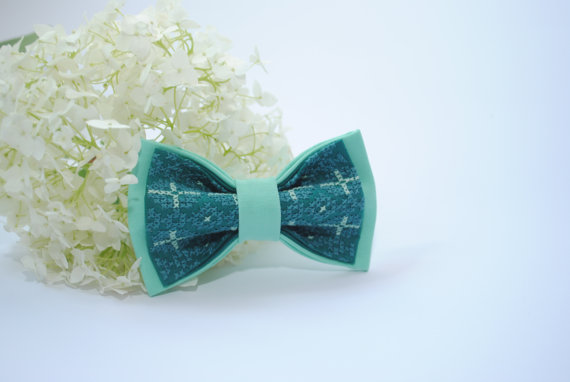 Mariage - EMBROIDERED jade green bowtie Can be made by order in other shades of green In Pine Moss Emerald Olive Lime colours Pattern jade light green