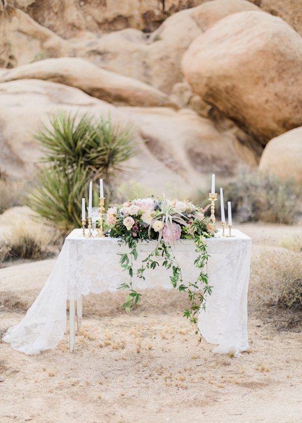 Hochzeit - Desert Bloom Wedding Inspiration