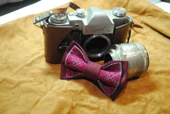 Свадьба - Burgundy gray EMBROIDERED bowtie Purple Burgundy pattern Can be made by order in other shades of burgundy or purple colours Wedding bow ties
