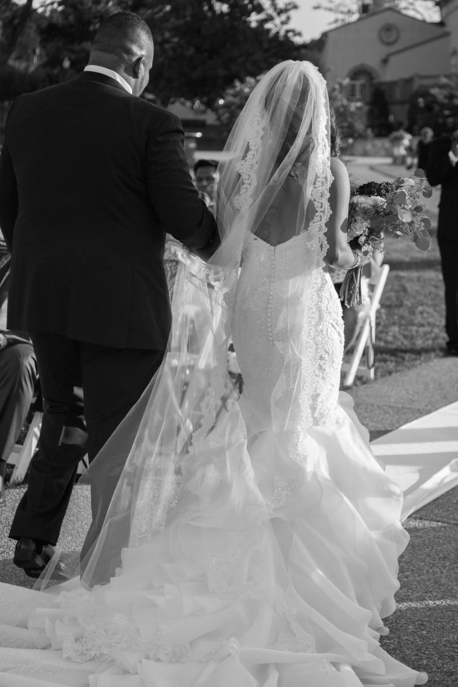 Wedding - Long Lace Veil