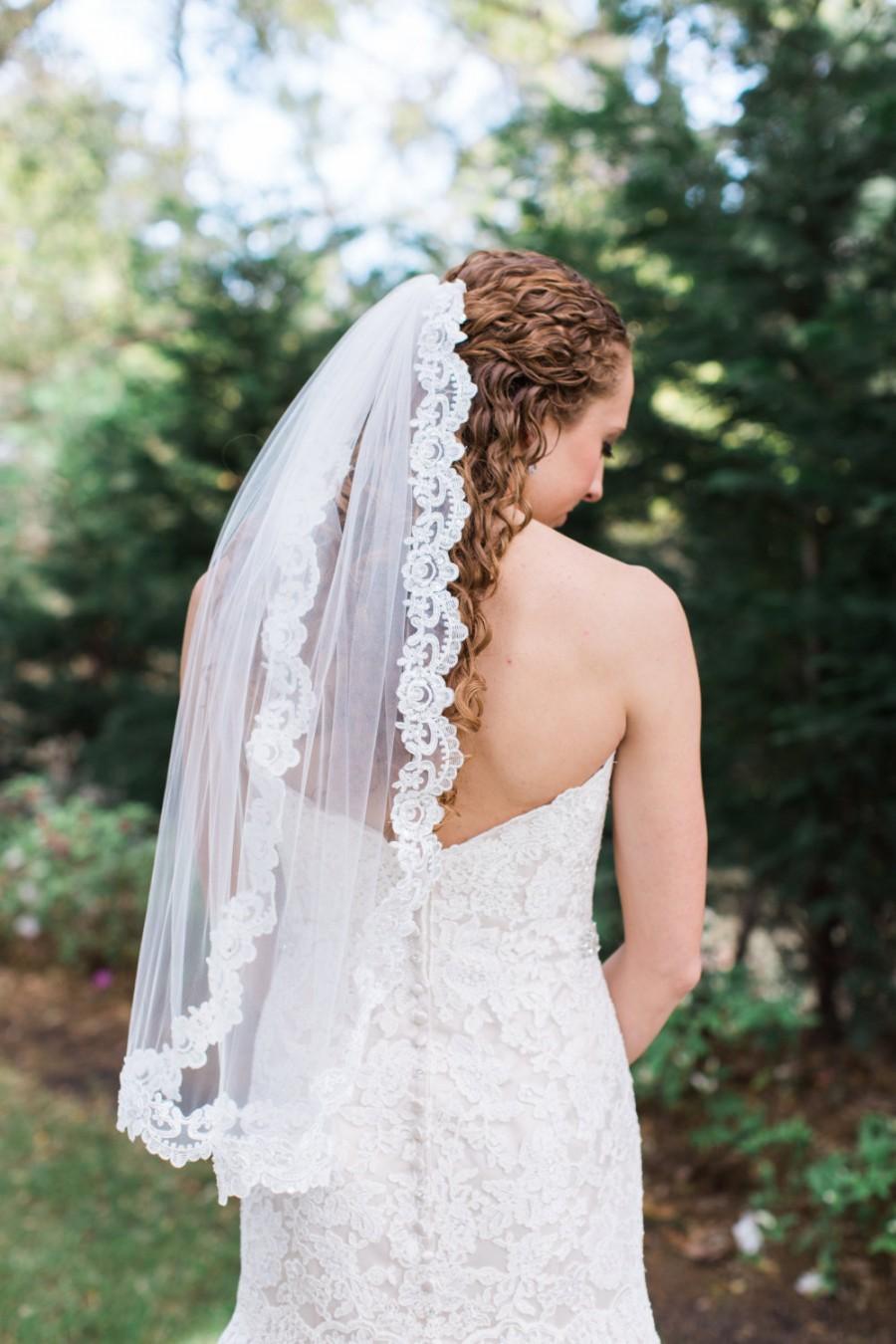 Hochzeit - Beaded Lace Wedding Veil