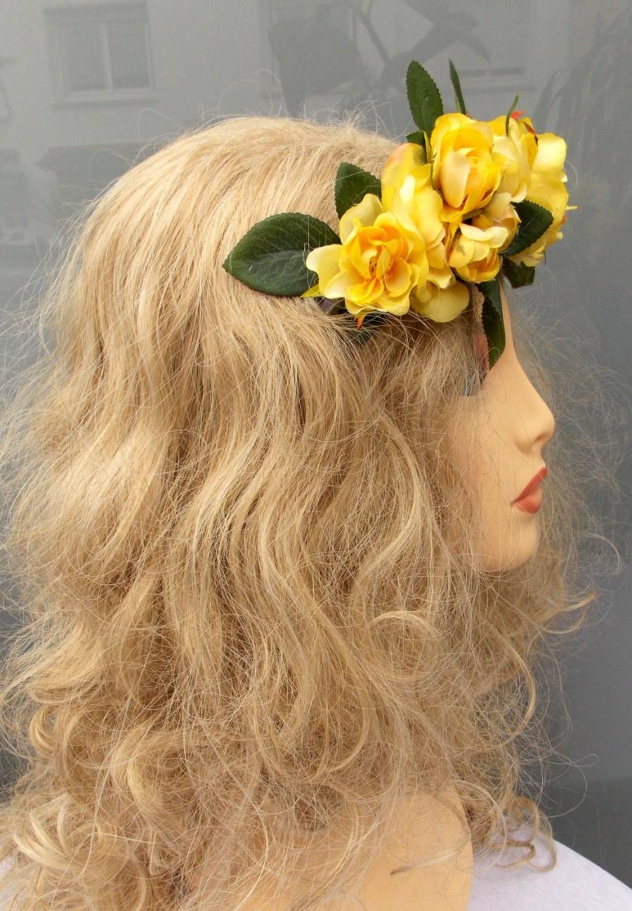 Hochzeit - Roses crown, Flowers crown, Flowers headband, Wedding headband, Flowers diadem, Boho chic headpiece, Flowers headpiece, in red or yellow