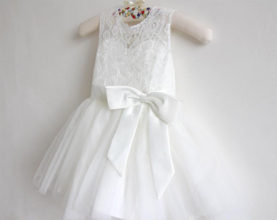 Свадьба - Ivory Flower Girl Dress Baby Girls Dress Lace Tulle Flower Girl Dress With Bows Sleeveless Knee-length/Floor-length